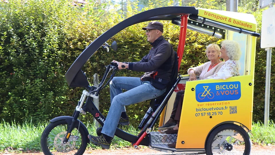 le transport en vélo triporteur